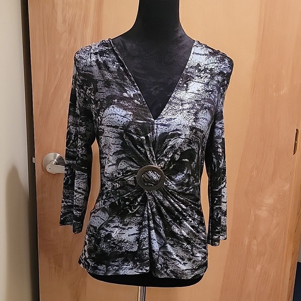 NueVa blue print top